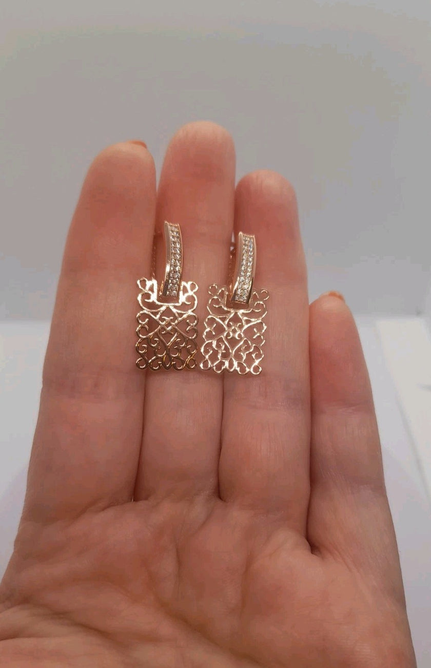 Rolled RG 585 Rose Gold  White Zirconia Earrings Hoops English Lock