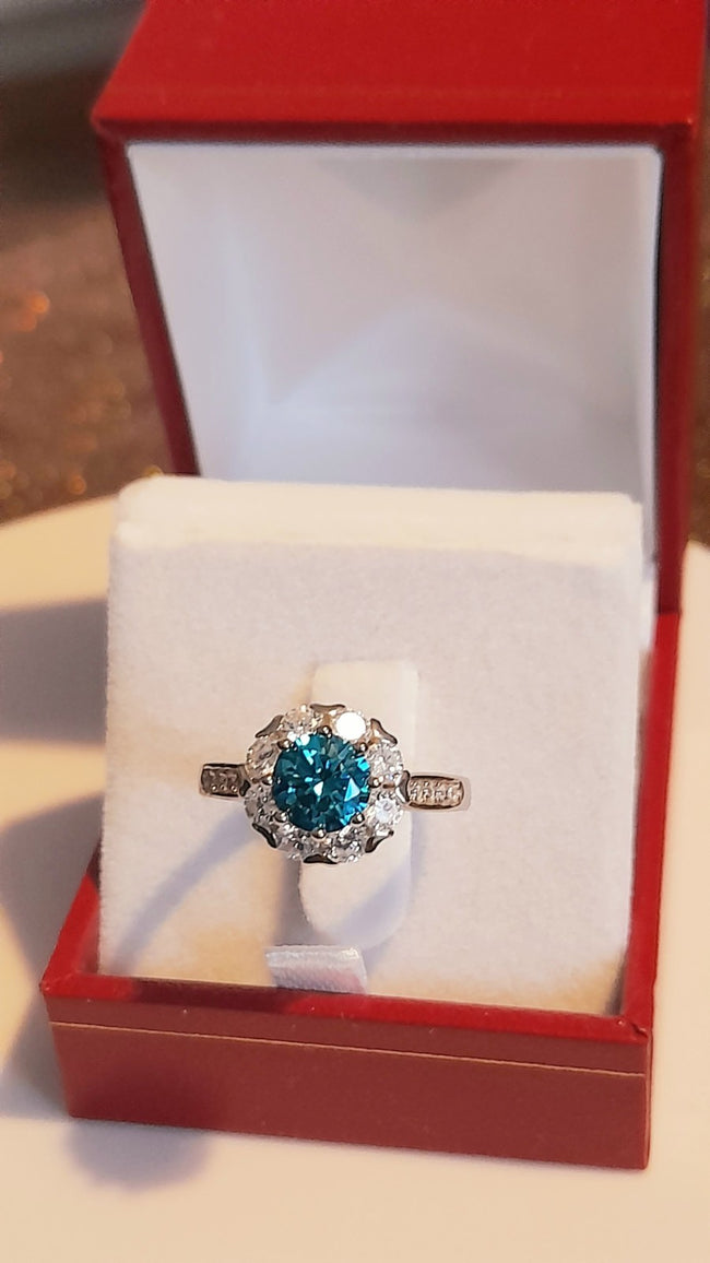 Blue Green Ocean Natural Briliance Cluster Ring Earrings 14 Ct White Gold