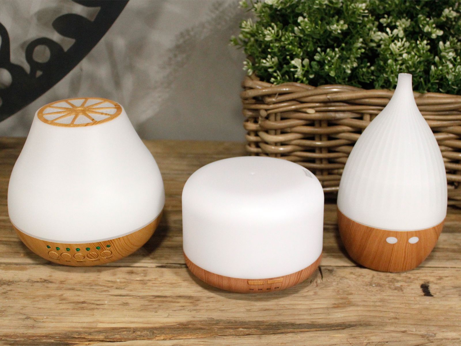 Aroma Diffuser Viennese Atomiser - Bluetooth Speaker - USB - Colour Change