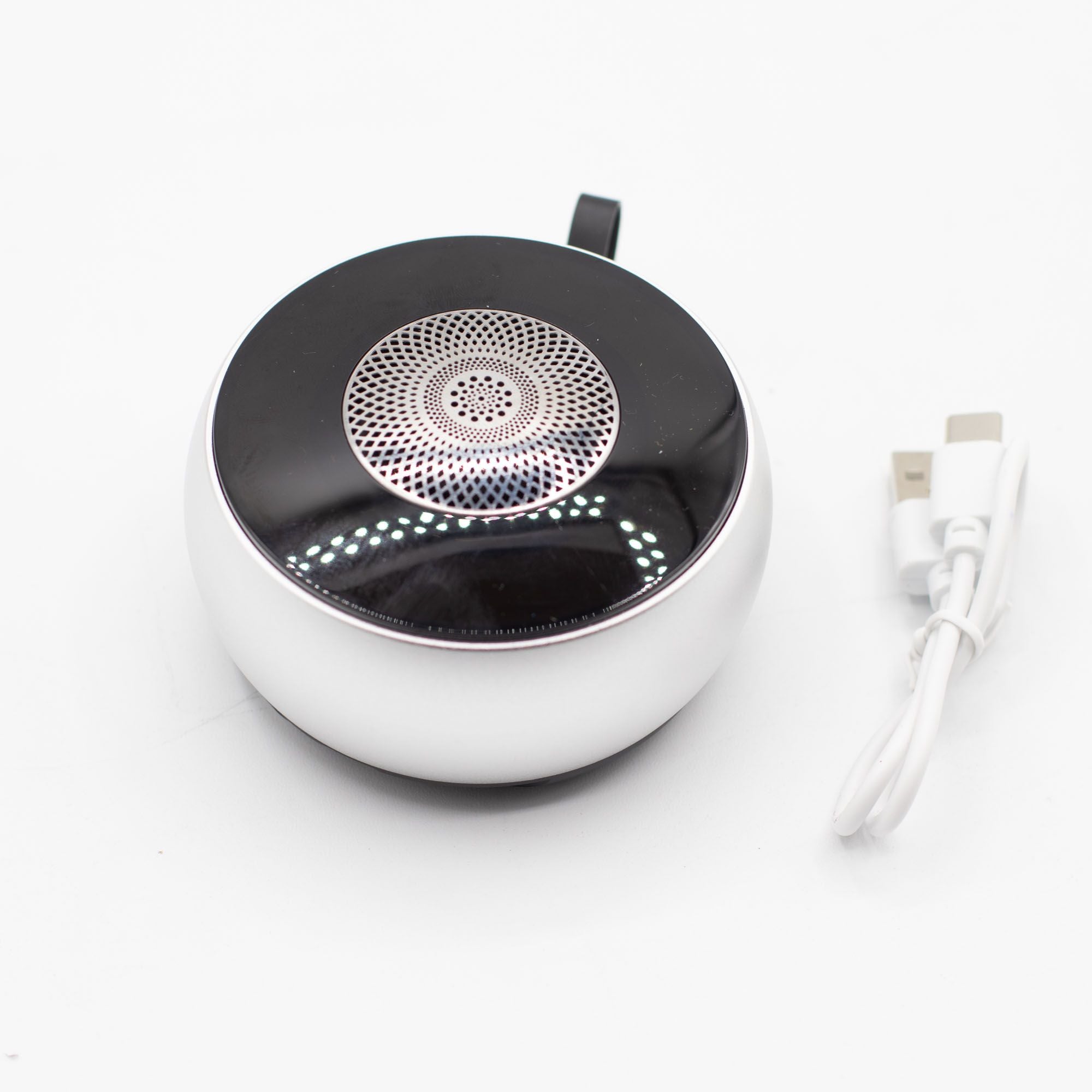 Silver Mandela Lighting Effect Mini Speaker USB Cable