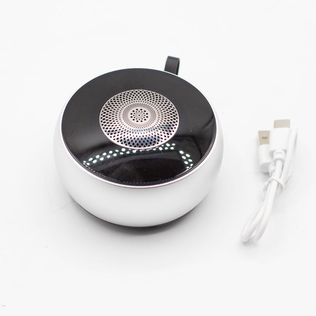 Silver Mandela Lighting Effect Mini Speaker USB Cable
