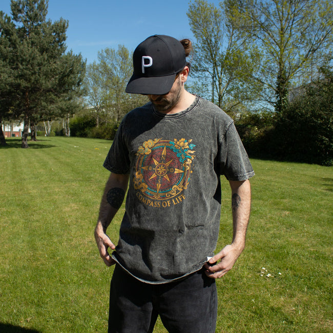 Nomad Sari Stonewashed Cotton T-Shirt - Compass of Life - Charcoal - Large