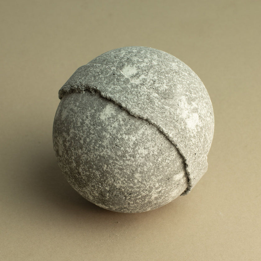 Elemental Crystal Refreshing Bath Bomb - Air [Free UK delivery]