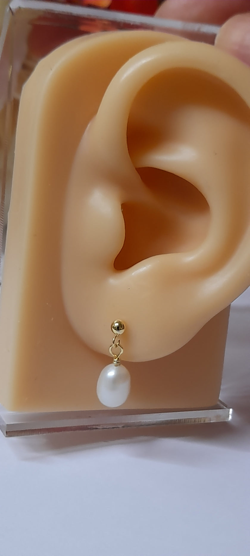 18 Ct Yellow Gold Tone  3mm Ball's White Pearl's Earrings Stud Push Back Gift Pouch