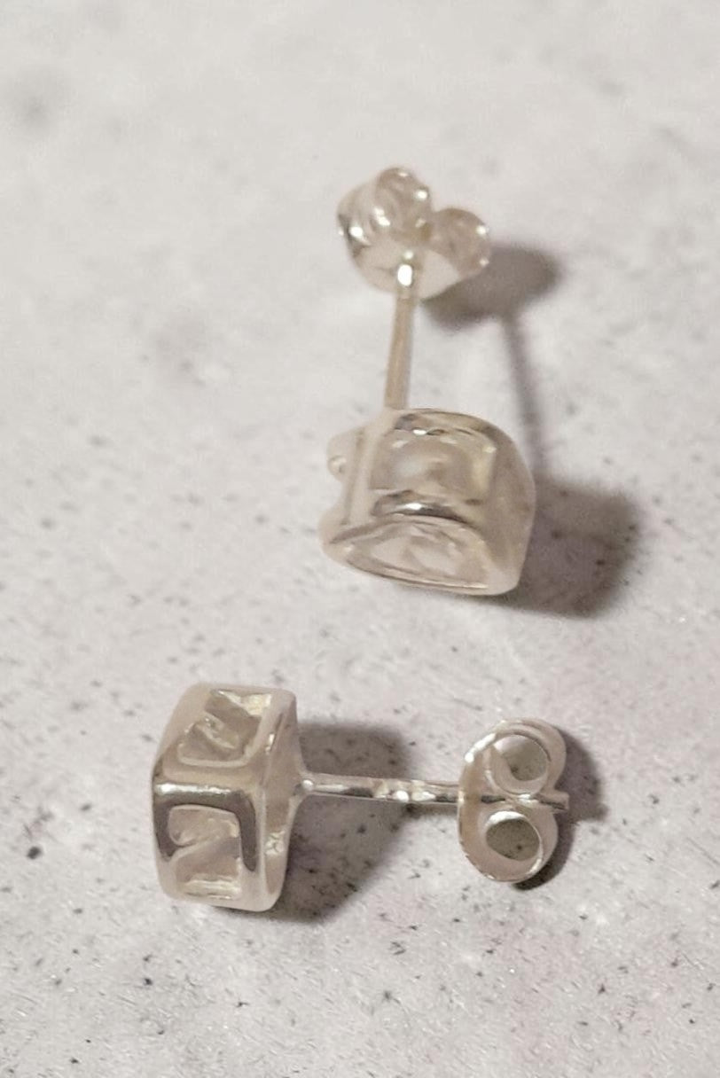 Genuine 925 Sterling Silver Sparkling Zircons Heart Earrings Stud