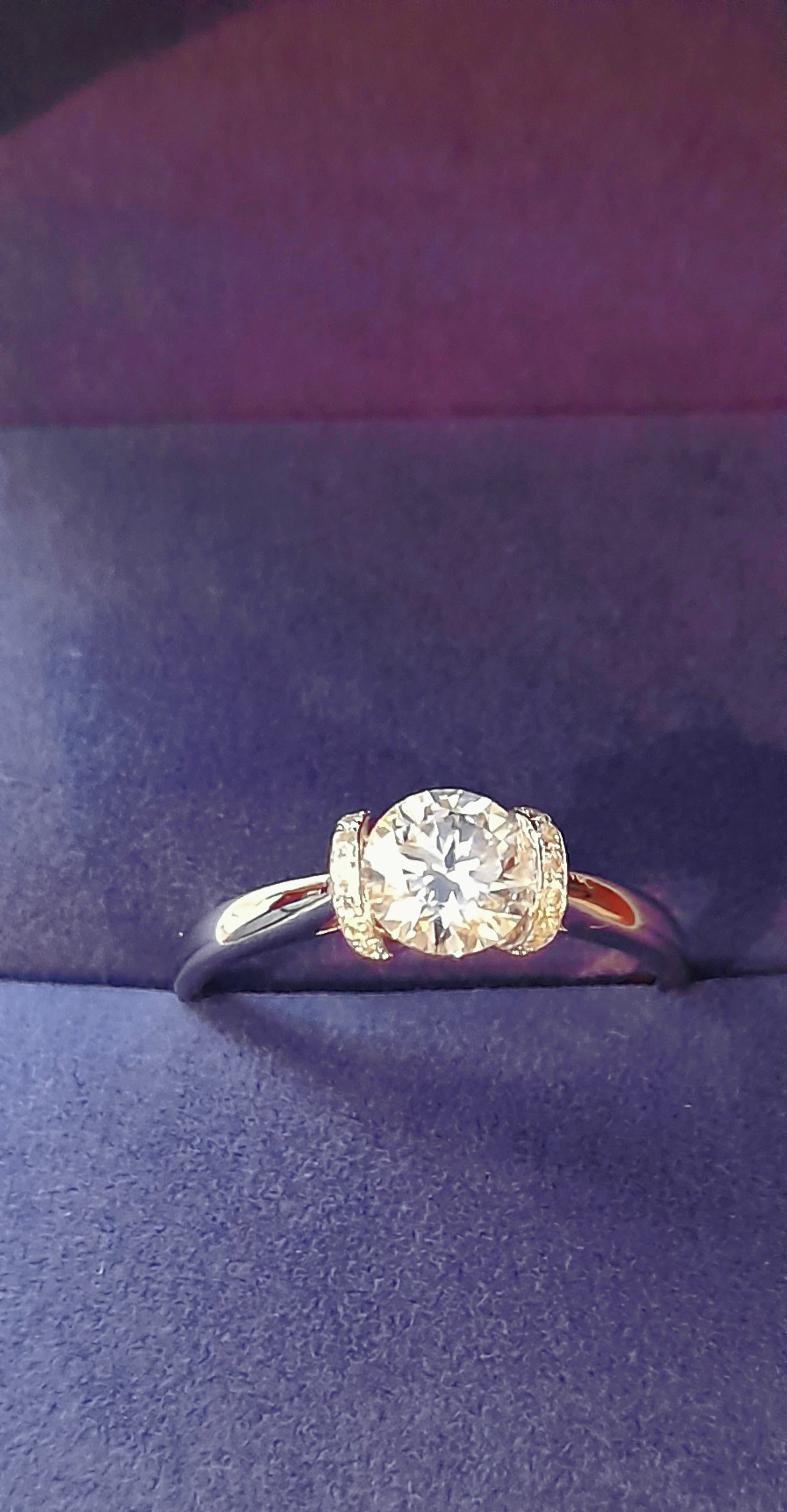 Lab Grown 1.0 Ct Moissanite Diamonds VVS1 in Platininum Plated 925 Sterling Silver